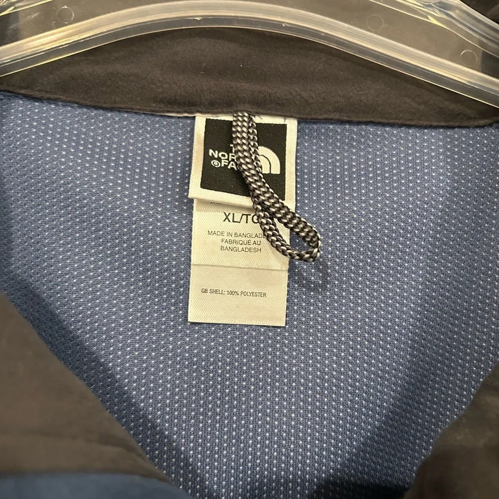 The North Face Navy and Charcoal Vest - Picture 3 of 6